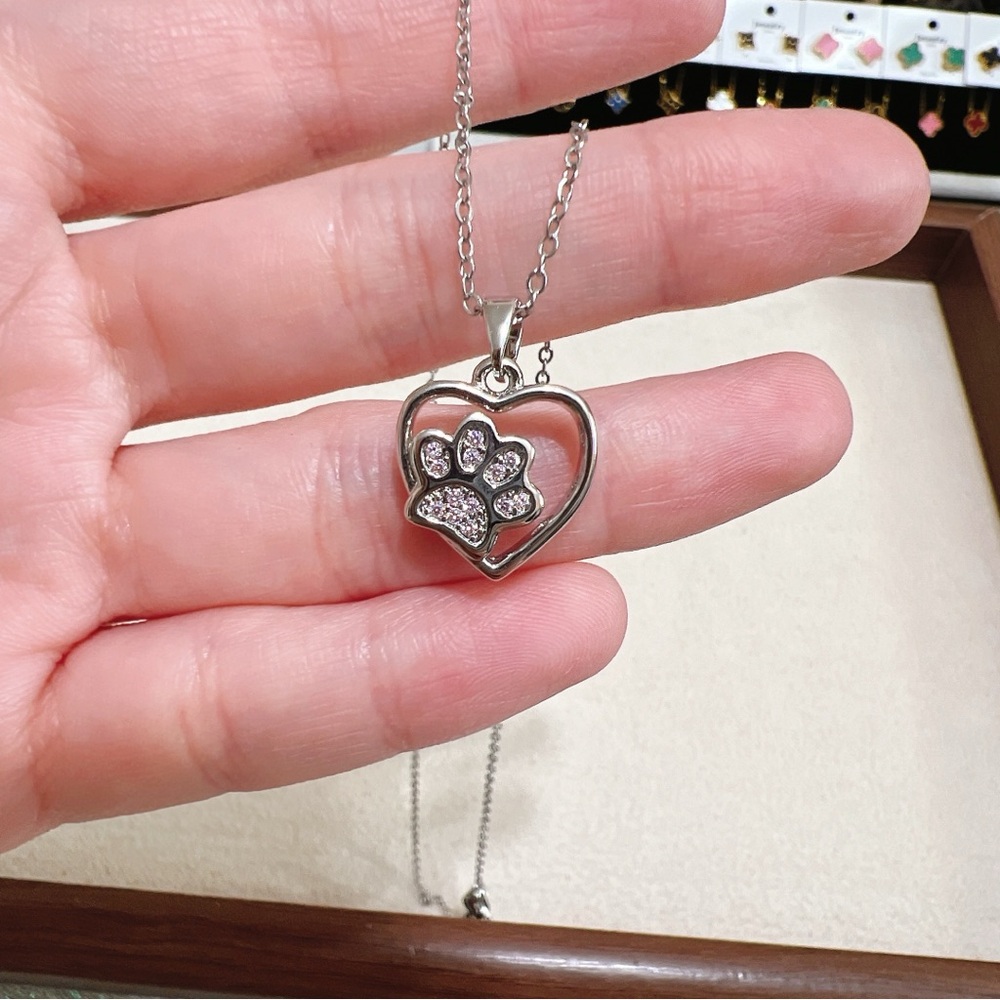 ✨ New cute paw 🐾 pink stones in the heart necklace - Picture 11 of 13